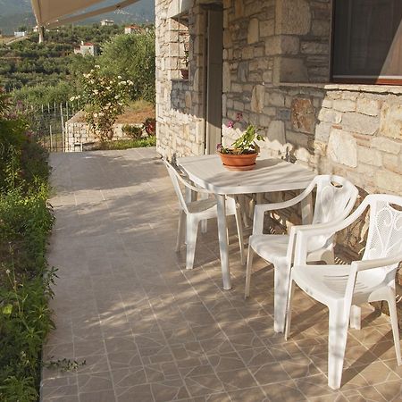 Ellinas Homes Megali Mantineia Extérieur photo